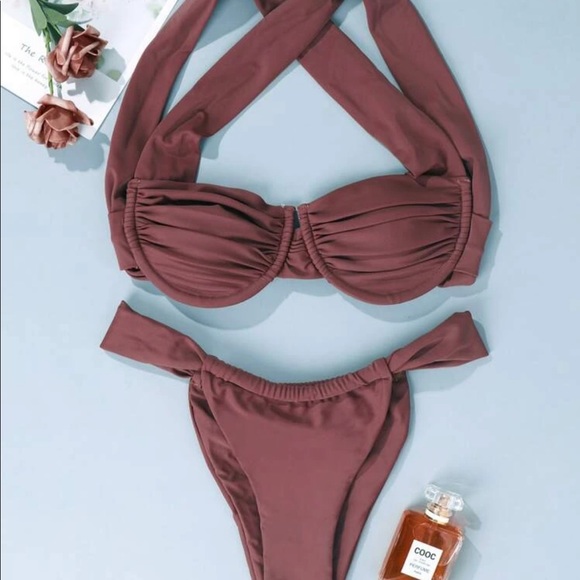 New bikini - Picture 3 of 3